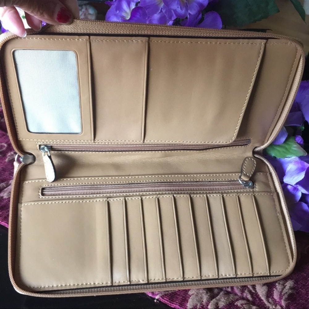Coach wallet - Picture 10 of 10